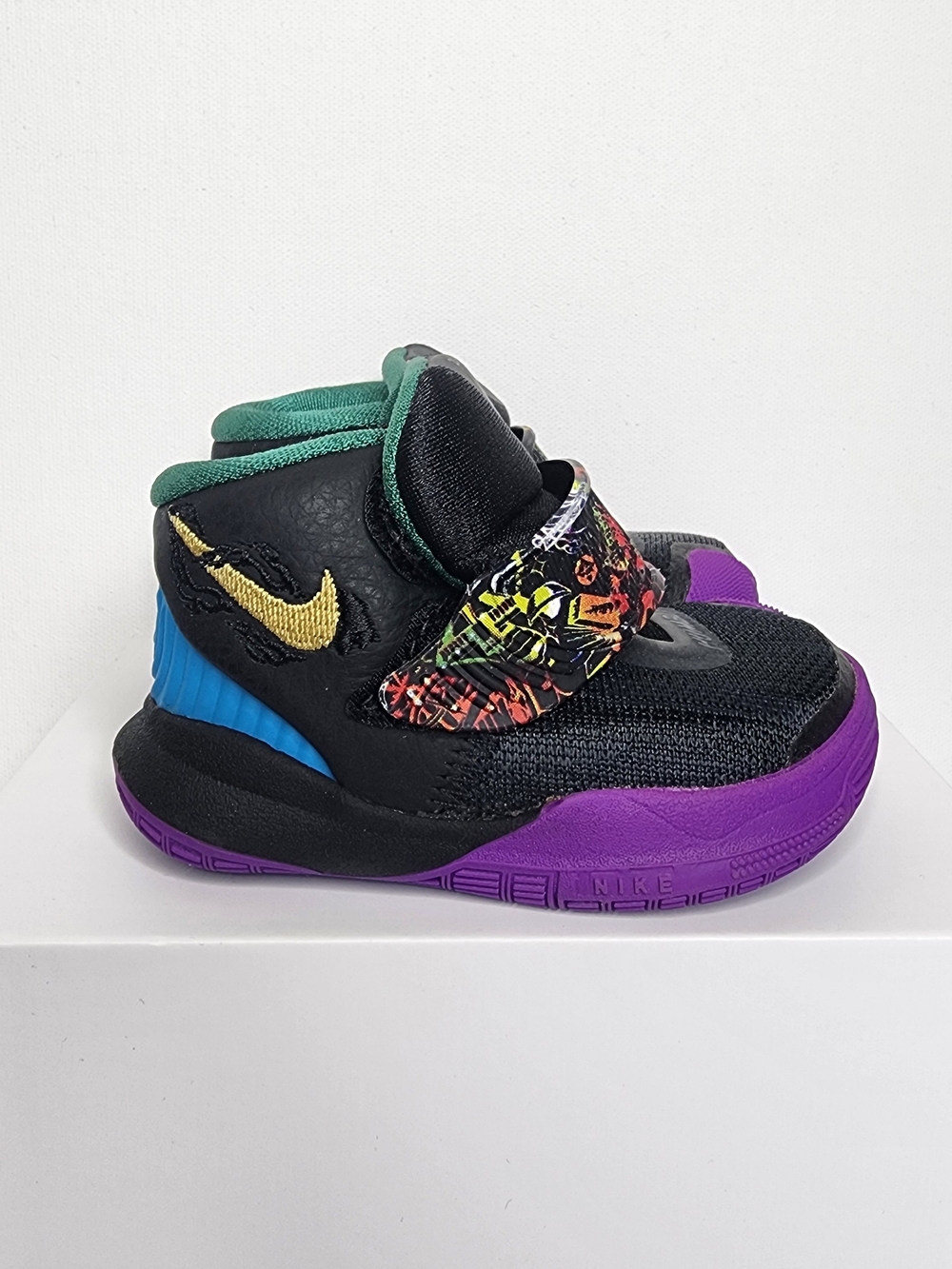 Nike Kids High-Top Sneakers in Black & Purple with Multicolor Strap